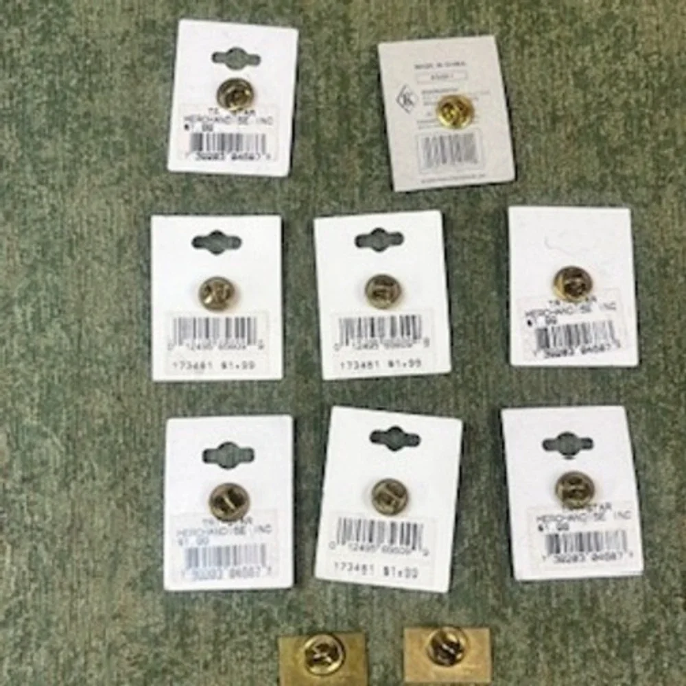 Set‎ of 10 Vintage American Flag Enamel Pins USA Patriotic God Bless America